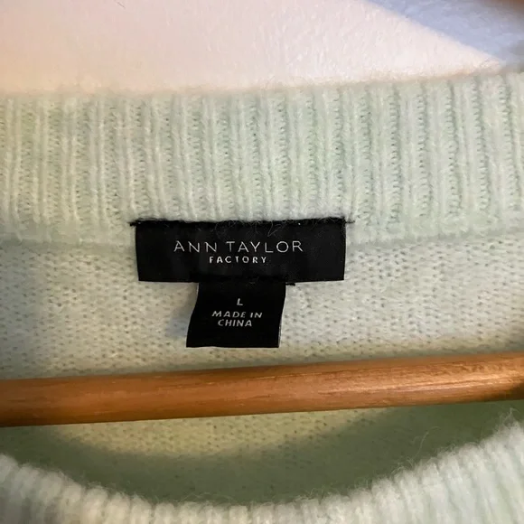 Ann Taylor mint green super soft sweater - Picture 2 of 5